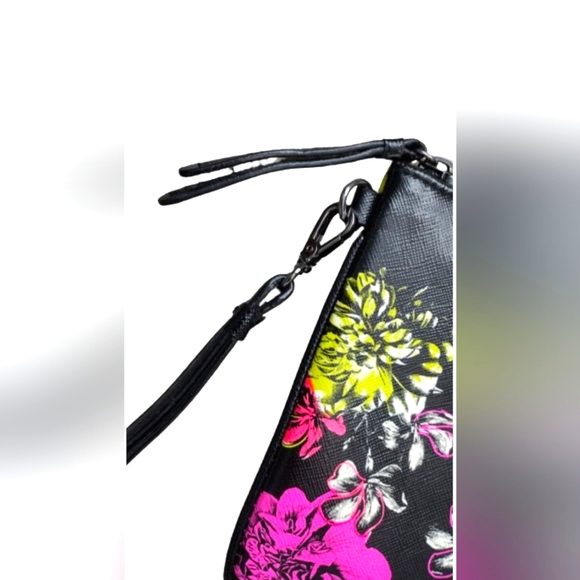 VICTORIA’S SECRET Tropical Night Out Wristlet - Picture 5 of 11